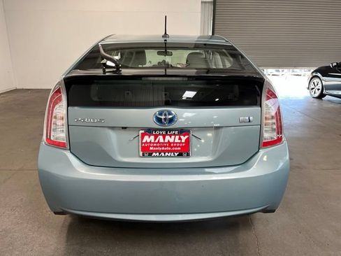 Used 2015 Toyota Prius Three FWD image 4