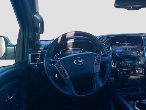 Used 2022 Nissan Titan Platinum Reserve w/ Moonroof Package image 23