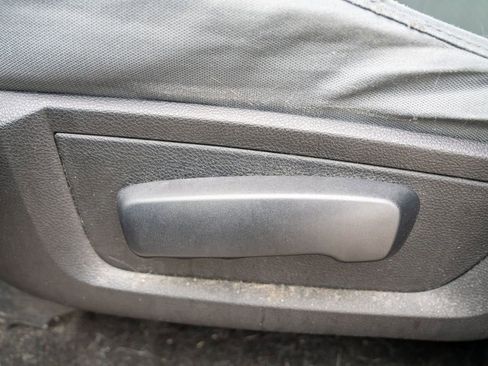 Used 2017 RAM 1500 Classic SLT image 18