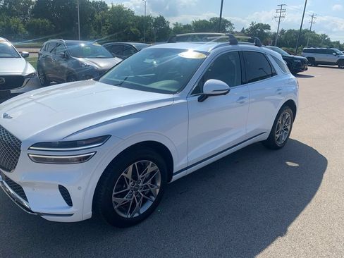 Used 2023 Genesis GV70 2.5T w/ Advanced Package AWD/4WD image 1