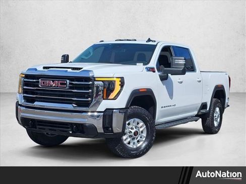 Used 2024 GMC Sierra 2500 SLE w/ SLE Convenience Package image 1