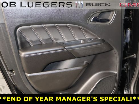 Certified 2022 GMC Canyon Denali w/ Denali Black Edition Package image 12