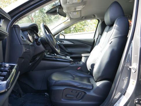 Used 2019 MAZDA CX-9 Touring image 12