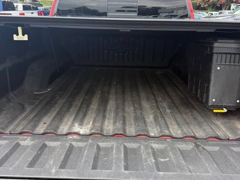 Used 2023 Chevrolet Colorado Z71 w/ Z71 Convenience Package 2 AWD/4WD image 6