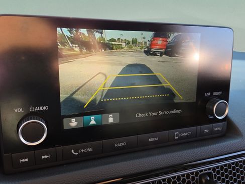 Used 2024 Honda Civic EX-L image 32