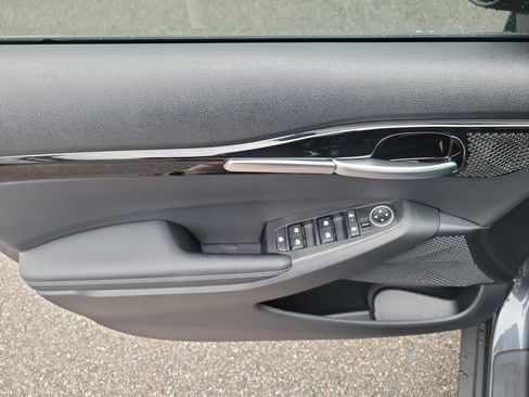 Certified 2026 Kia Seltos EX w/ EX Sunroof Package FWD image 18