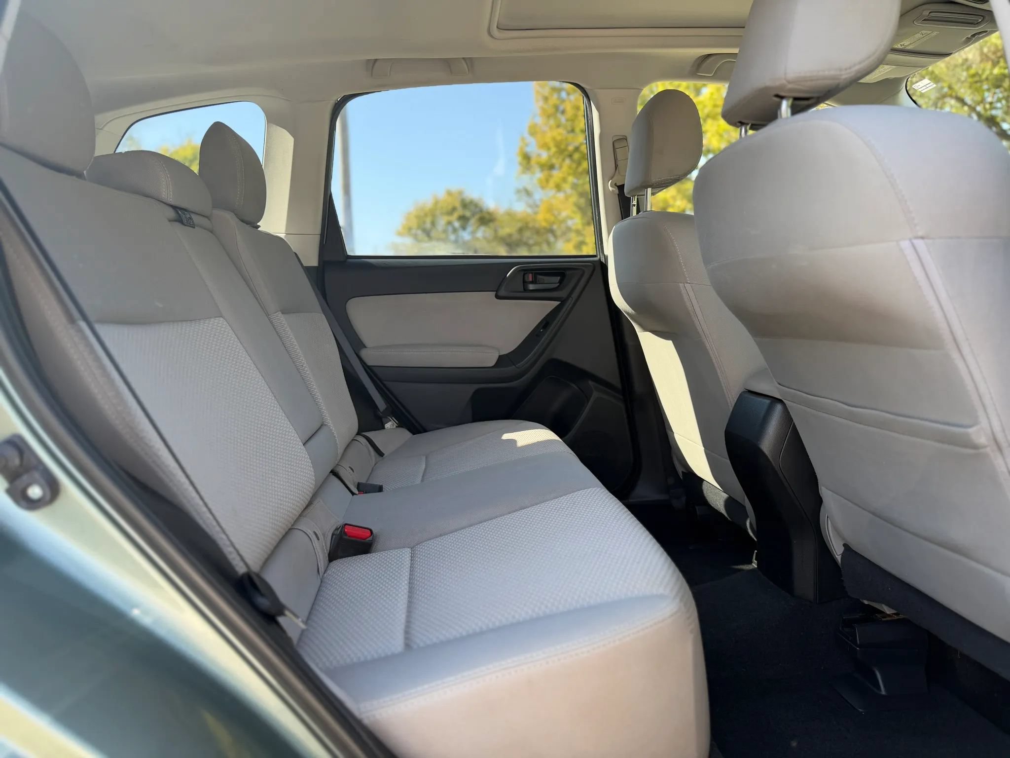 Used 2014 Subaru Forester 2.5i Premium w/ Popular Package #1 AWD/4WD image 34