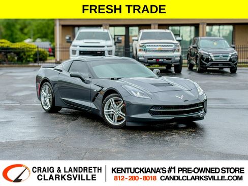 Used 2017 Chevrolet Corvette Stingray Coupe w/ 1LT RWD image 1