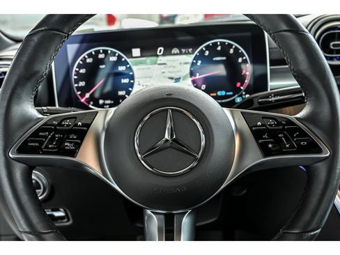 Certified 2022 Mercedes-Benz C 300 4MATIC Sedan image 17
