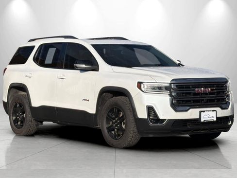 Used 2022 GMC Acadia AT4 w/ Technology Package image 9