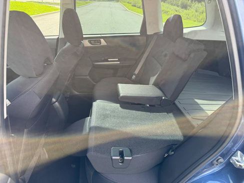 Used 2012 Subaru Forester 2.5X w/ Popular Pkg 1 AWD/4WD image 16