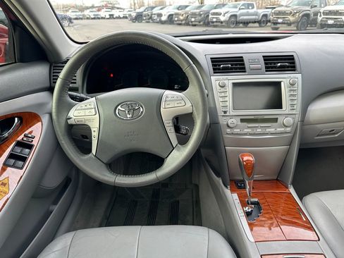 Used 2011 Toyota Camry XLE image 15