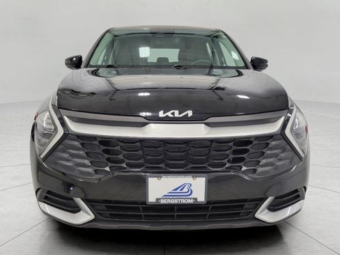 Used 2025 Kia Sportage LX image 14