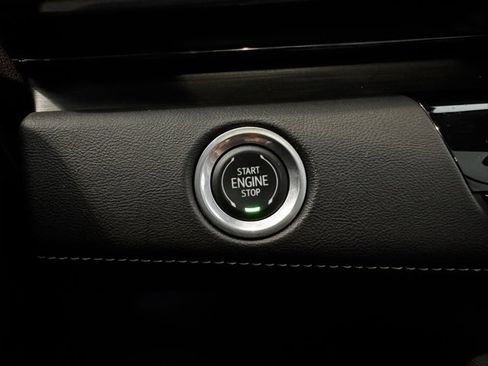 Used 2021 Cadillac Escalade Sport w/ Driver Assist Tech Package image 38