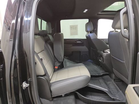 Certified 2026 Chevrolet Silverado 2500 ZR2 w/ LPO, Dark Essentials Package AWD/4WD image 11