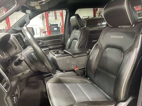 Used 2024 RAM 1500 Laramie AWD/4WD image 12
