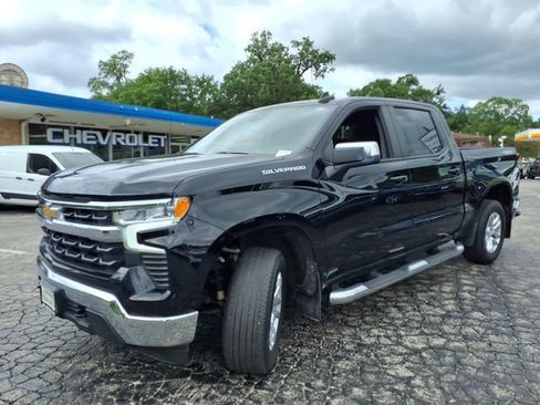 Used 2022 Chevrolet Silverado 1500 LT AWD/4WD image 13