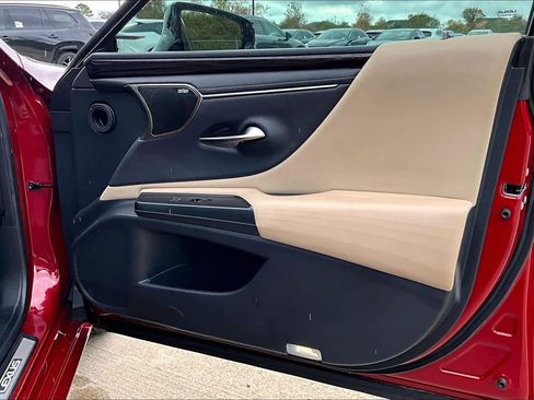 Certified 2021 Lexus ES 350 Ultra Luxury image 22