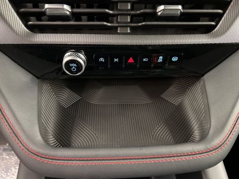 New 2026 Ford Explorer ST-Line AWD/4WD image 14