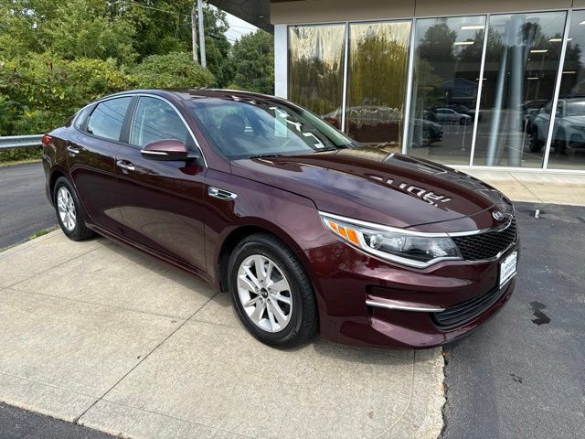 Used 2018 Kia Optima LX FWD image 3