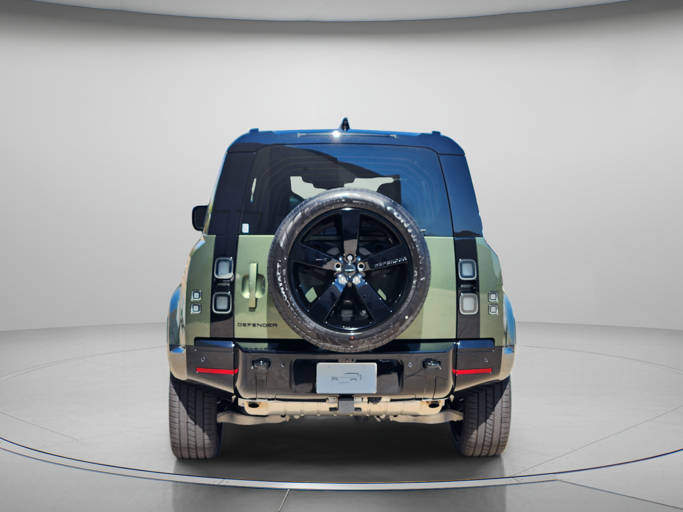 New 2026 Land Rover Defender 110 X-Dynamic SE AWD/4WD image 4