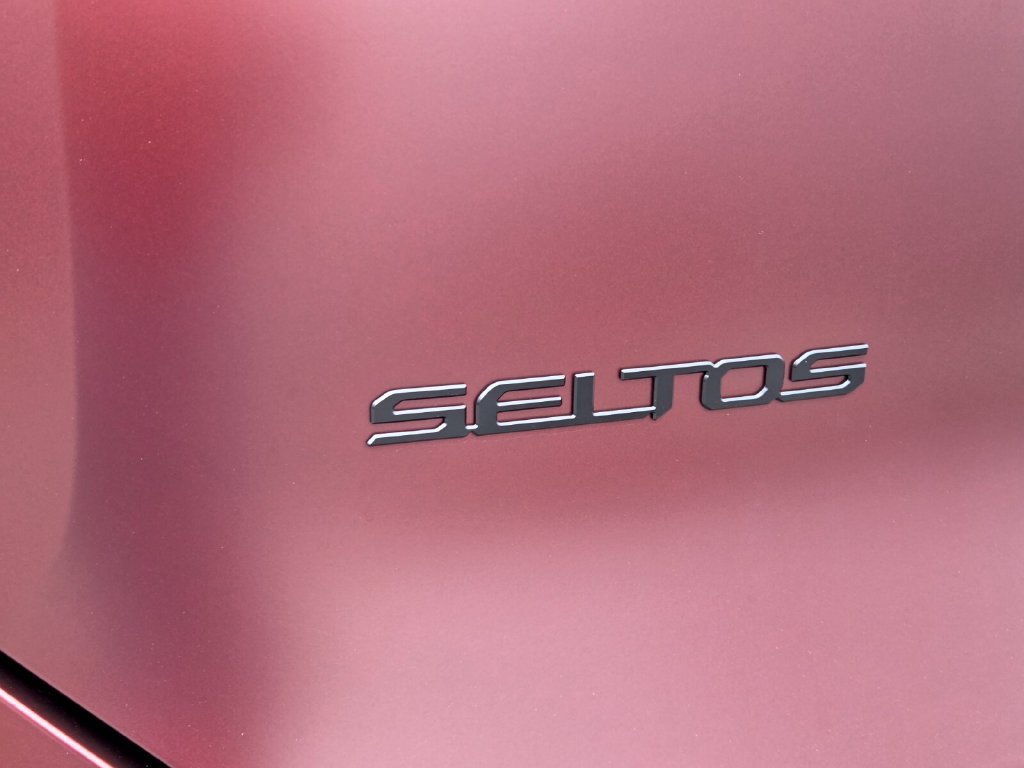 Used 2027 Kia Seltos X-Line S w/ X-Line S Premium Package AWD/4WD image 10