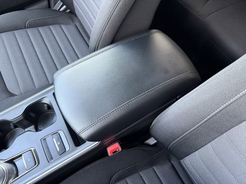 Used 2024 Ford Edge SE image 26