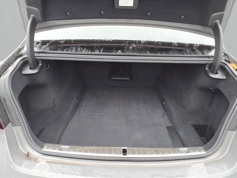 Used 2021 BMW 750i xDrive 750i xDrive w/ Executive Package image 24