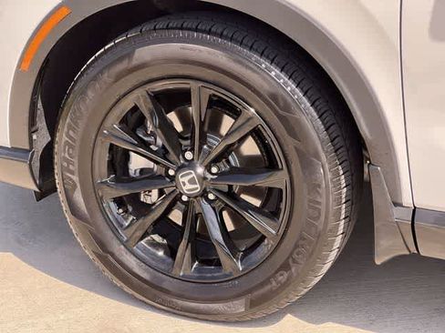 Used 2025 Honda CR-V Sport-L image 9