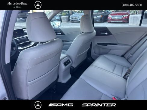 Used 2015 Honda Accord EX-L image 18