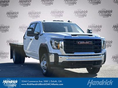 New 2025 GMC Sierra 3500 Pro w/ Convenience Package