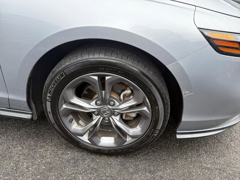 Used 2023 Honda Accord EX image 4