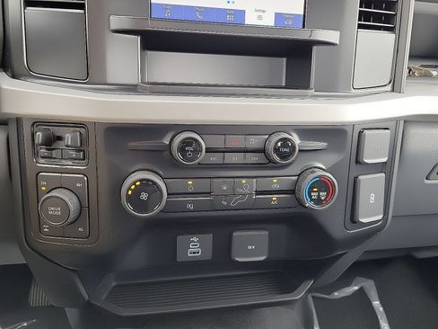 New 2026 Ford F250 XL w/ STX Appearance Package AWD/4WD image 15