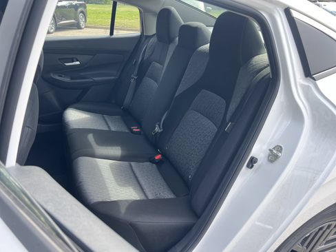 New 2026 Nissan Sentra SV w/ SV Convenience Package FWD image 18