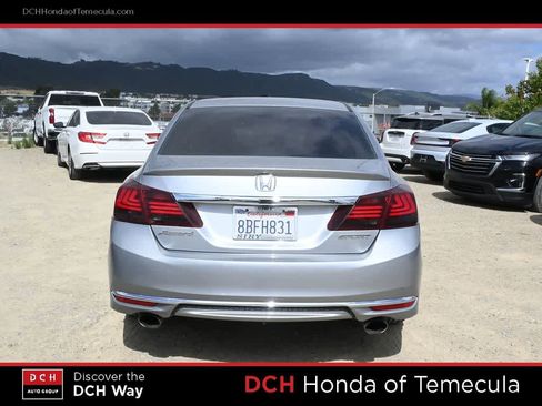 Used 2017 Honda Accord Sport image 6