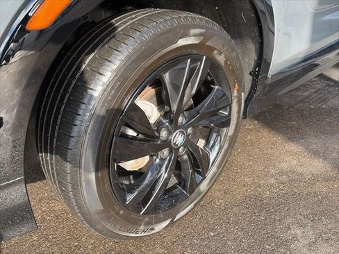 Used 2024 Buick Encore GX Sport Touring image 6