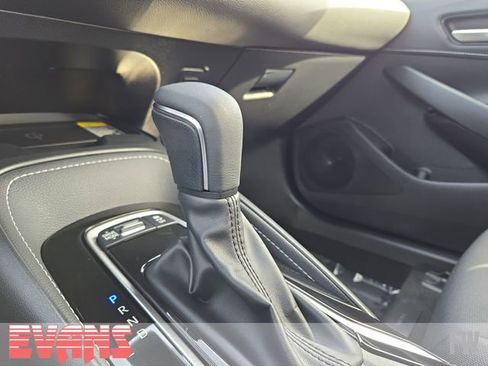 Used 2025 Toyota Corolla SE w/ SE Package image 14