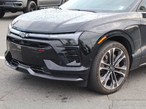 Used 2026 Chevrolet Blazer EV SS w/ Performance Package AWD/4WD image 6