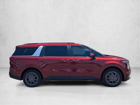 Used 2025 Kia Carnival EX FWD image 4