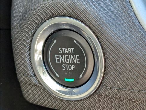 Used 2025 Chevrolet TrailBlazer LT image 23