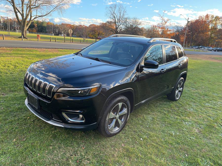 Used 2019 Jeep Cherokee Limited w/ Luxury Group AWD/4WD image 5