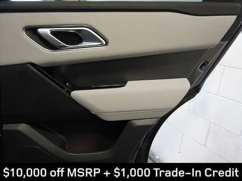 New 2025 Land Rover Range Rover Velar Dynamic SE image 25