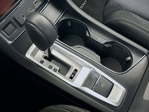 Used 2025 Subaru Ascent Premium image 23