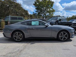 New 2025 Ford Mustang Coupe video 3