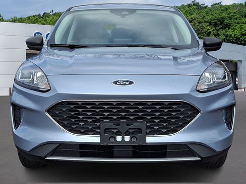 Certified 2022 Ford Escape SE w/ Cold Weather Package AWD/4WD image 2
