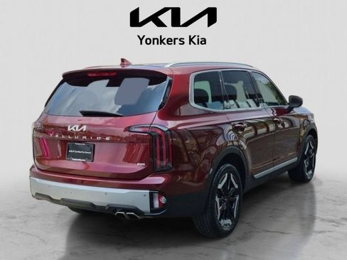 Certified 2023 Kia Telluride EX w/ EX Captain's Chair Package AWD/4WD image 6