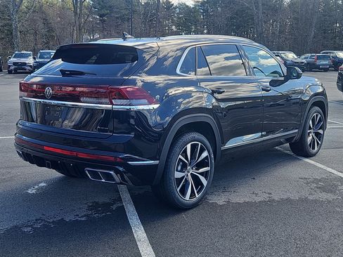 New 2026 Volkswagen Atlas Cross Sport SEL Premium R-Line image 2
