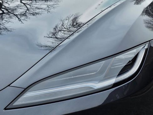 Used 2025 Tesla Model 3 Long Range image 26