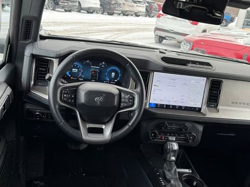 Certified 2025 Ford Bronco Outer Banks image 6