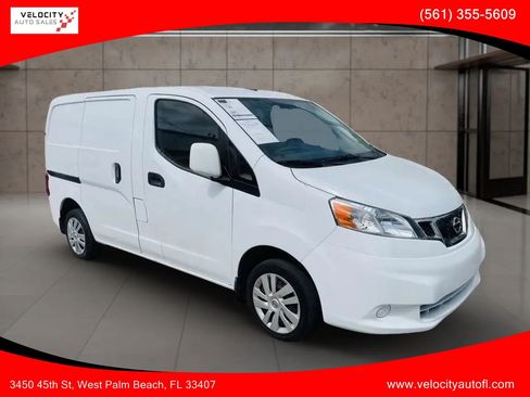 Used 2020 Nissan NV200 SV FWD image 1